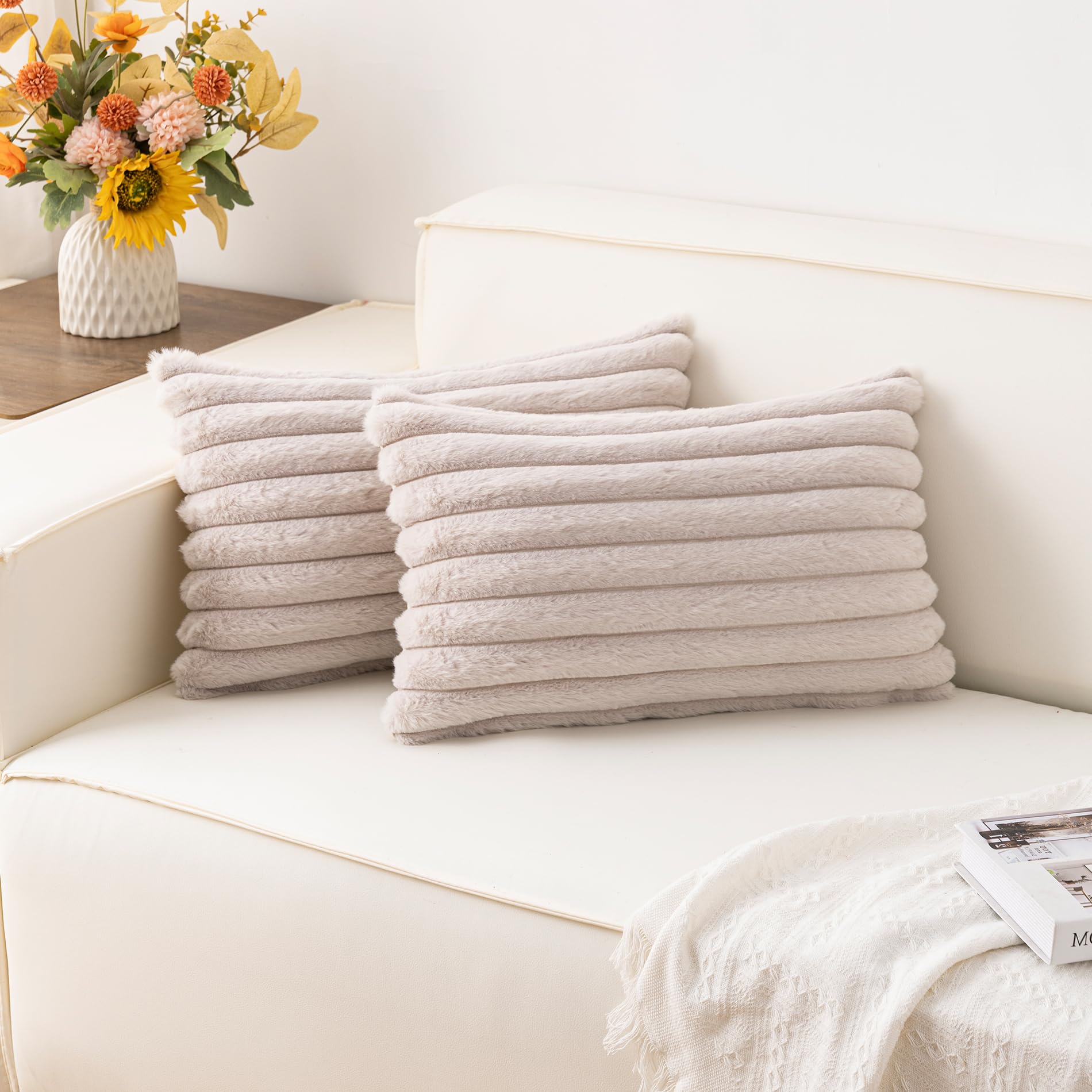 Aegero Pack of 2 Faux Fur Christmas Throw Pillow Covers 18x18 Inch, Soft Plush Striped Neutral Couch Pillow Cover, with Velvet Back Modern Home Decor for Sofa Living Room Couch Bed Cream White