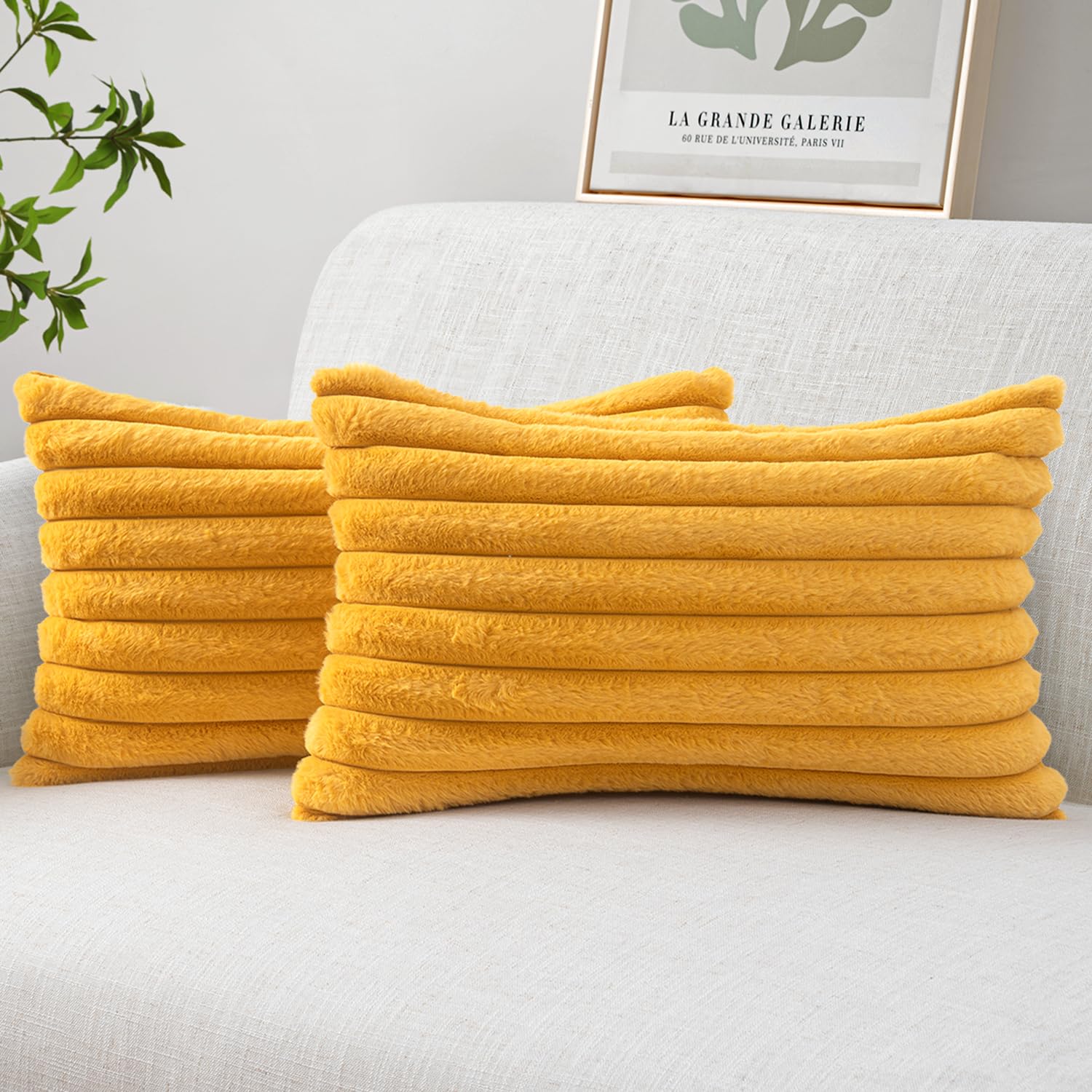 MIULEE Faux Fur Decorative Throw Pillow Covers 18x18 Inch Set of 2, Modern Spring Home Decor Soft Plush Couch Pillows Cozy Fluffy Cushion Covers for Sofa Bed Beige