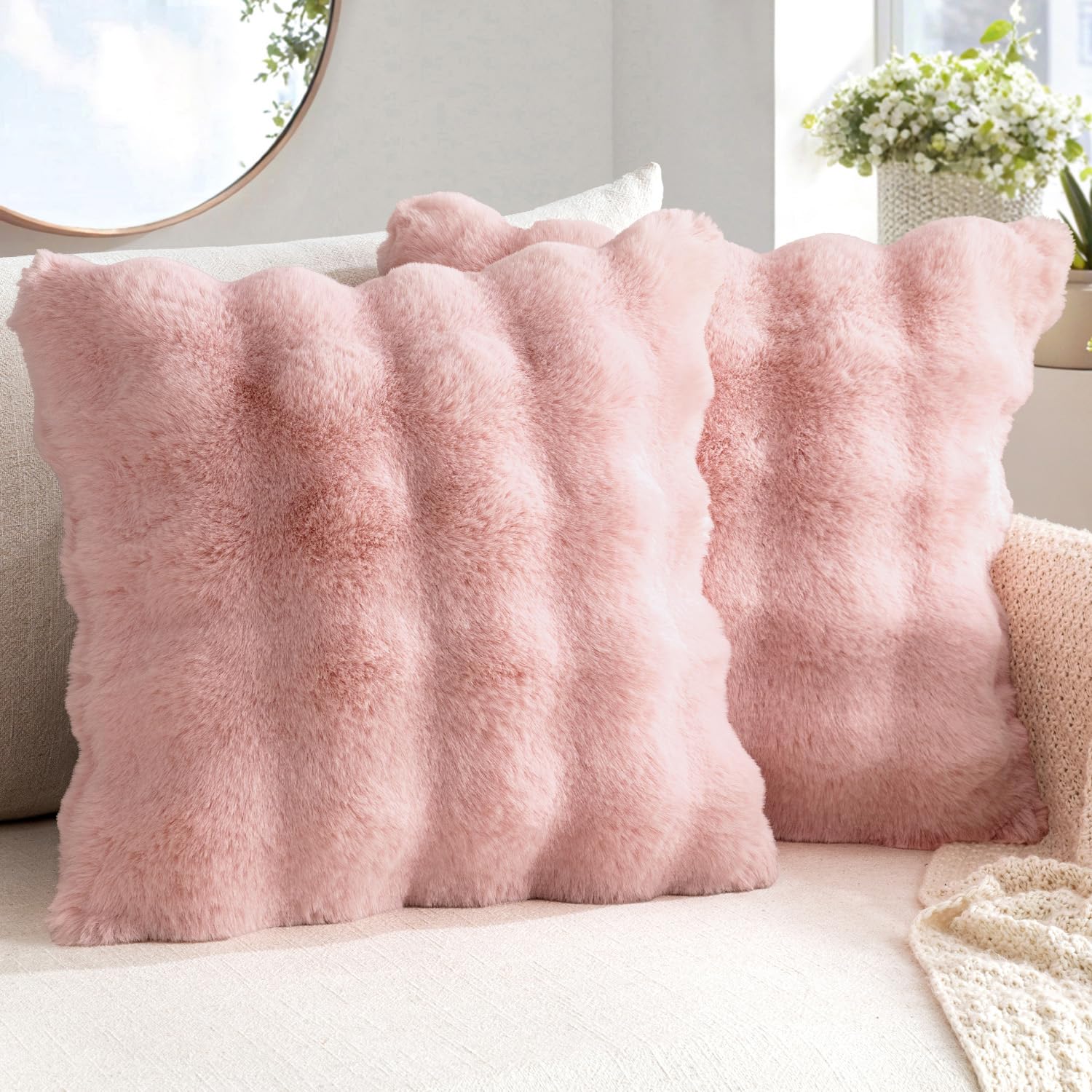 MIULEE Faux Fur Pillow Covers Thick Soft Plush Throw Pillows Luxury Spring Home Decor for Holiday Couch Bedroom Living Room Sofa,18x18 Inch Pack of 2 White