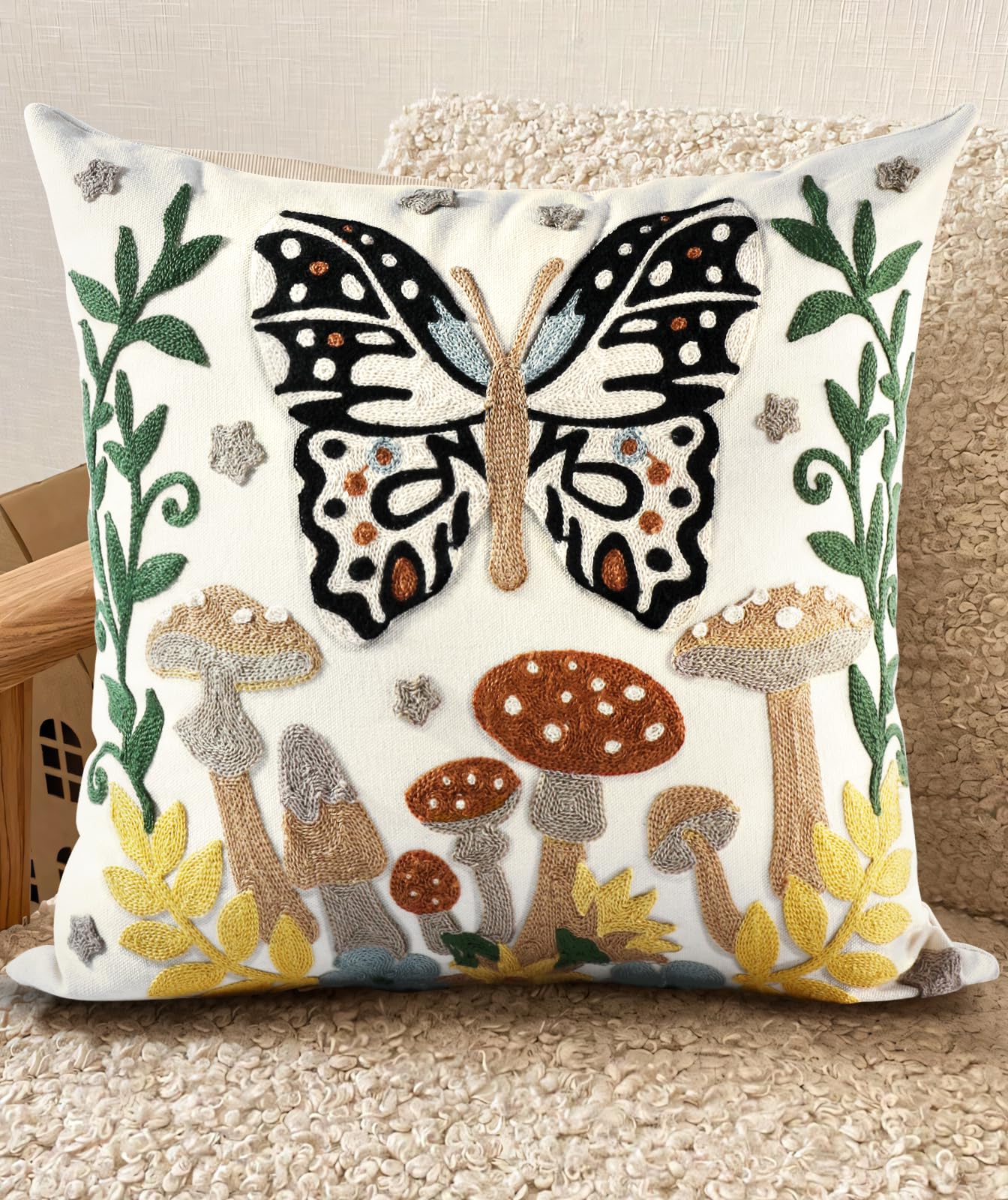 Embroidered Throw Pillow Cover - 18x18 Decorative Pillow Cover with Zipper Aesthetic Cute Design Boho Spring Summer Throw Pillowcase for Living Room Couch Sofa Bed, Flower Cats