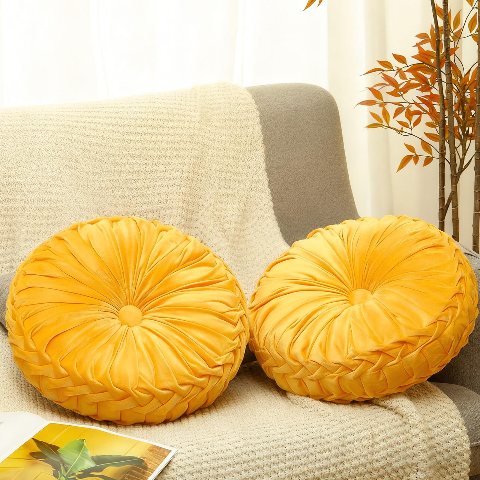 Beeveer 2 Pcs Round Throw Pillows 15 Inch Decorative Velvet Pleated Pumpkin Pillows Boho Floor Pillow with Center Button for Living Room Couch Chair Bed Sofa Home Decoration (Ivory)