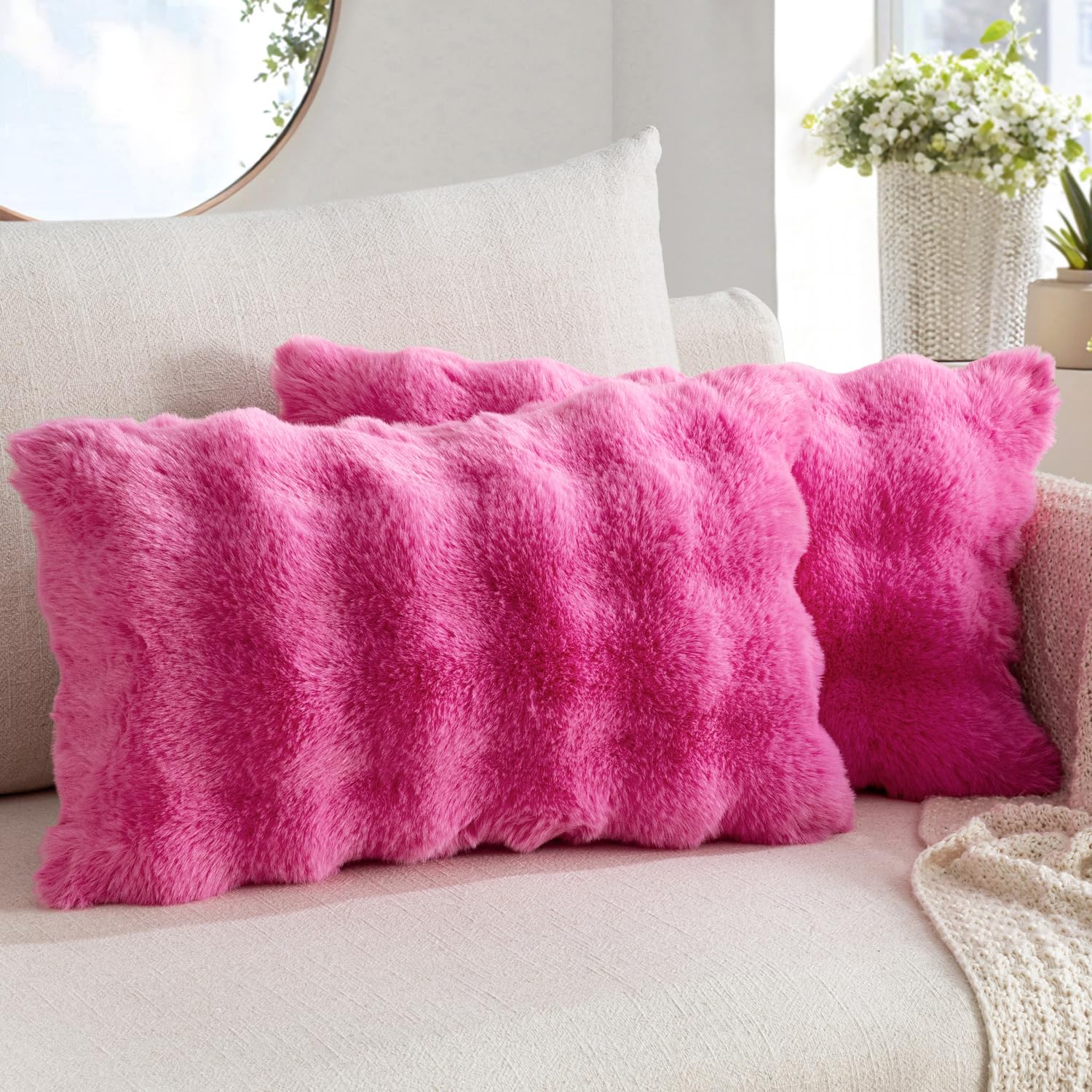 MIULEE Faux Fur Pillow Covers Thick Soft Plush Throw Pillows Luxury Spring Home Decor for Holiday Couch Bedroom Living Room Sofa,18x18 Inch Pack of 2 White