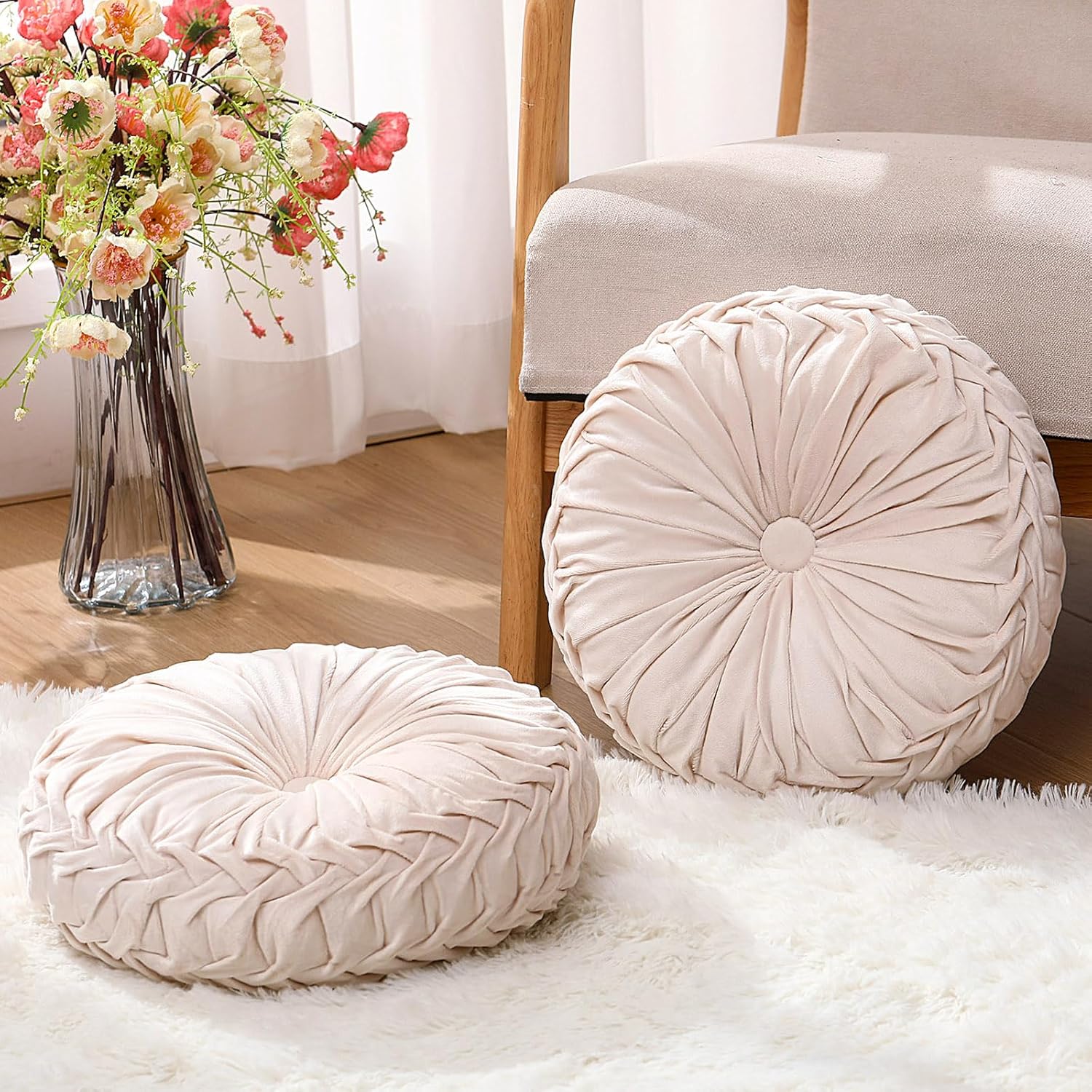 Beeveer 2 Pcs Round Throw Pillows 15 Inch Decorative Velvet Pleated Pumpkin Pillows Boho Floor Pillow with Center Button for Living Room Couch Chair Bed Sofa Home Decoration (Ivory)