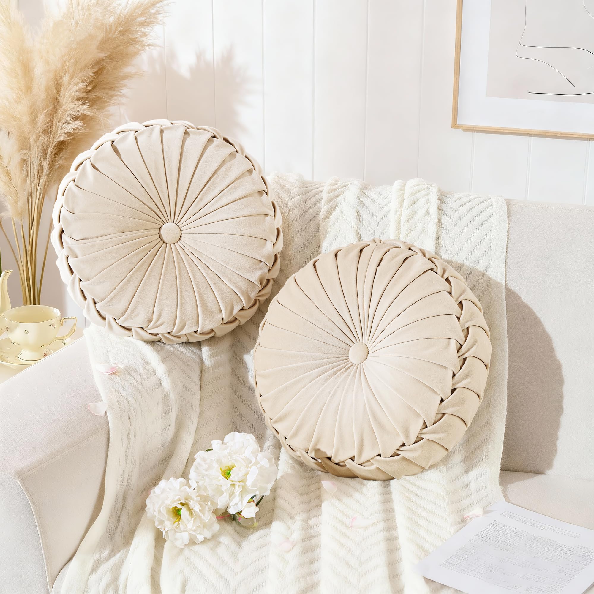 ROSE&RISY Round Pleated Velvet Throw Pillow, 1 Pack Decorative Accent Pumpkin Pillow Cushion for Couch Sofa Chair Bed Car Home Decor (14.5 Inch, Cream)