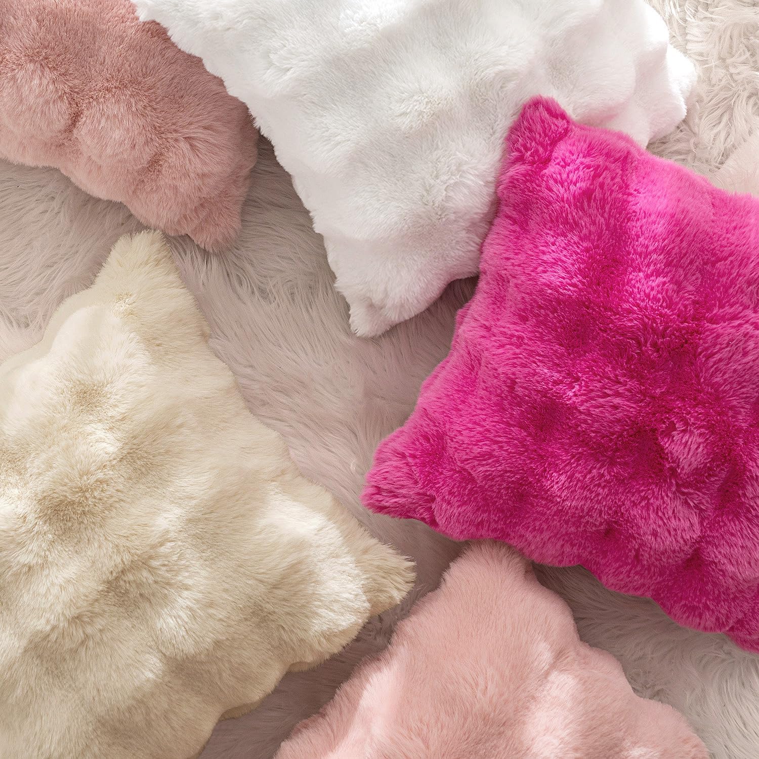 MIULEE Faux Fur Pillow Covers Thick Soft Plush Throw Pillows Luxury Spring Home Decor for Holiday Couch Bedroom Living Room Sofa,18x18 Inch Pack of 2 White