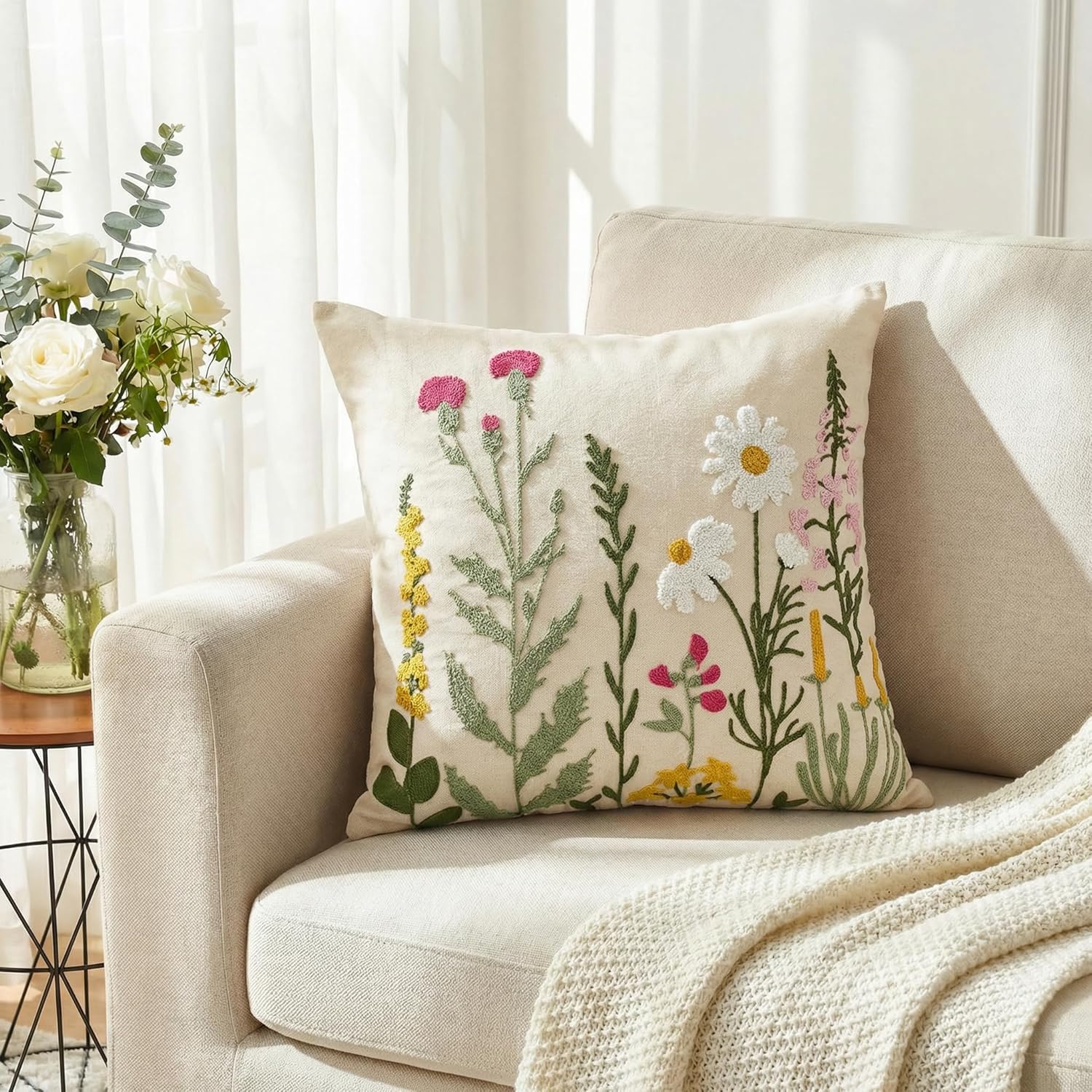 AVOIN colorlife Spring Summer Floral Daisy Embroidered Throw Pillow Covers, 18 x 18 Inch Beige Colorful Flowers Decorative Tufted Patterned Linen Cushion Case for Sofa Couch Set of 2