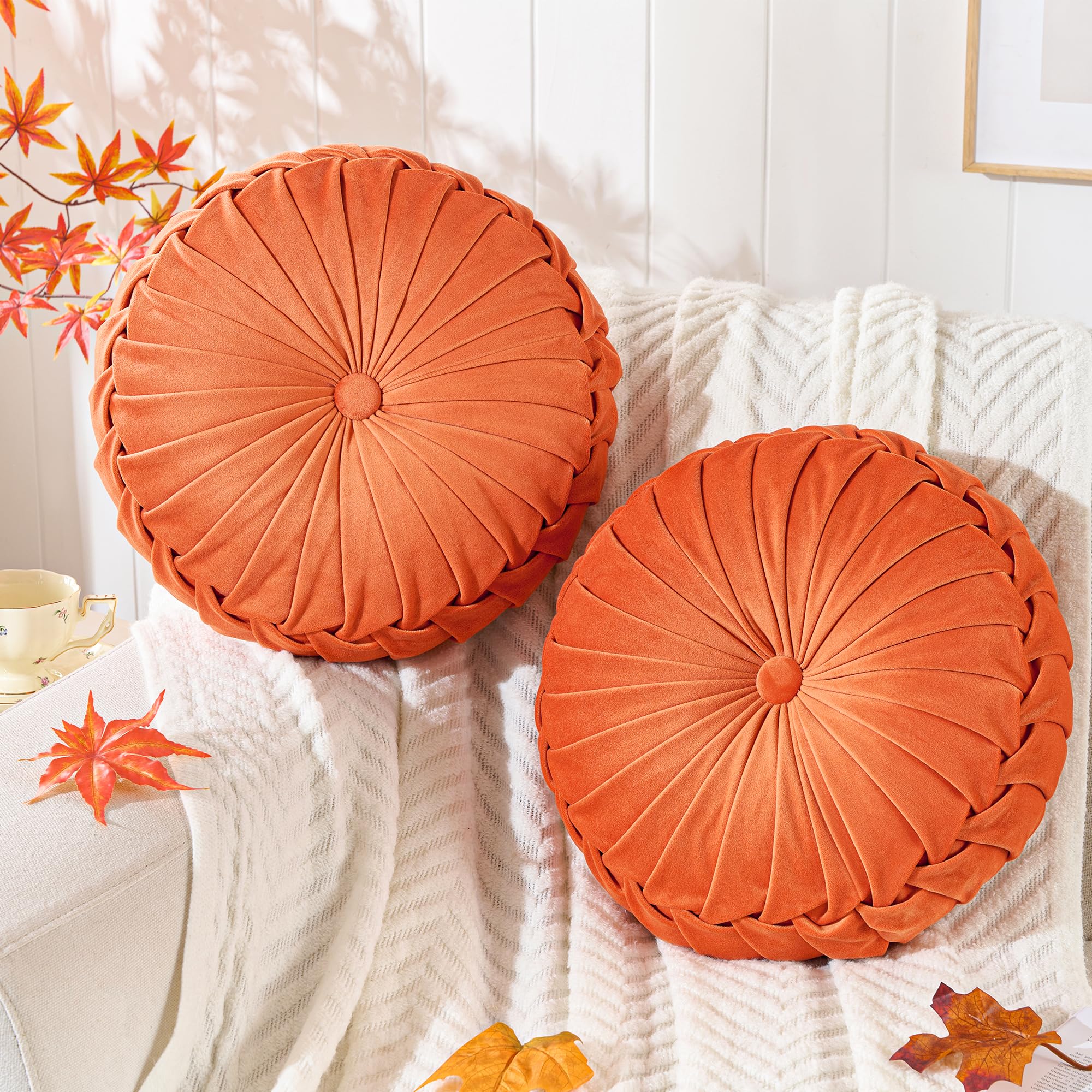 ROSE&RISY Round Pleated Velvet Throw Pillow, 1 Pack Decorative Accent Pumpkin Pillow Cushion for Couch Sofa Chair Bed Car Home Decor (14.5 Inch, Cream)